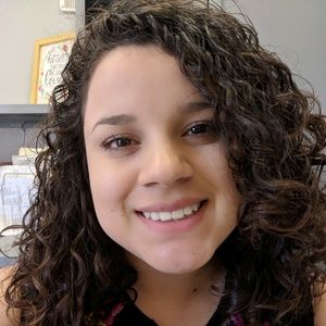 Meet your Posher, Daniela